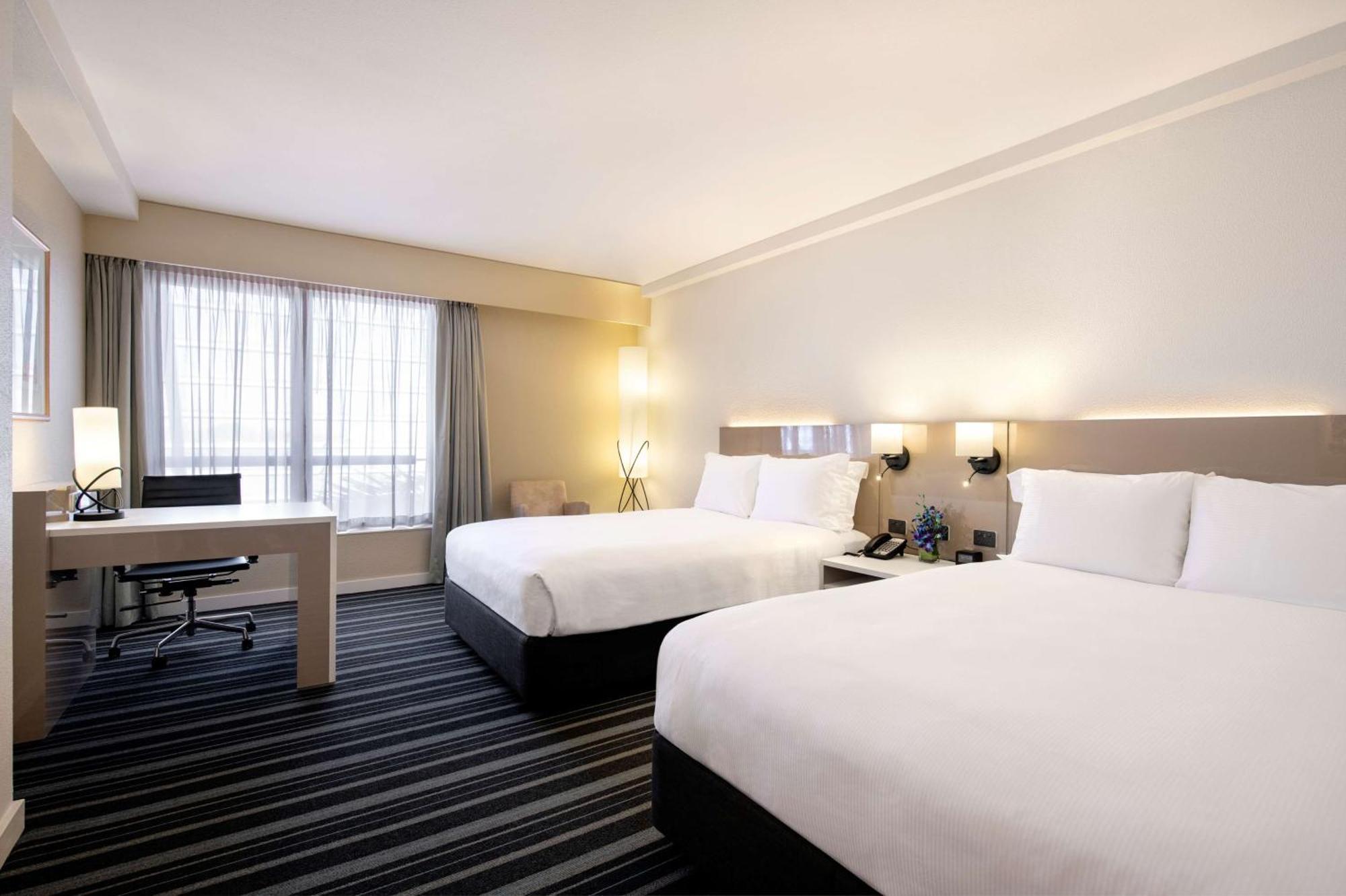 Hotel Doubletree By Hilton Esplanade Darwin Exterior foto
