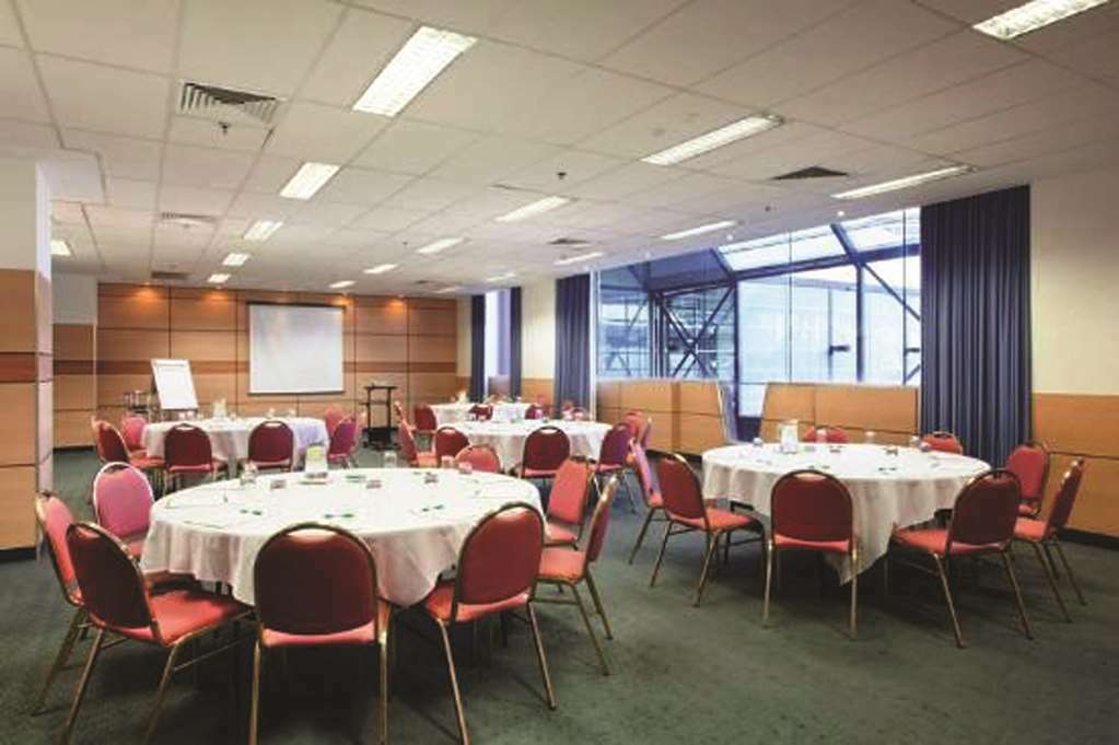 Hotel Doubletree By Hilton Esplanade Darwin Facilidades foto